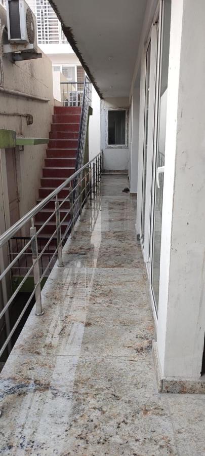 Rvr Abode -Private Rooms Bangalore Exterior photo