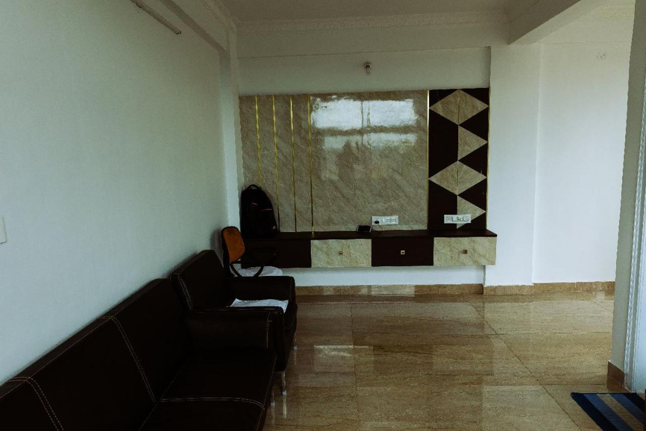 Rvr Abode -Private Rooms Bangalore Exterior photo