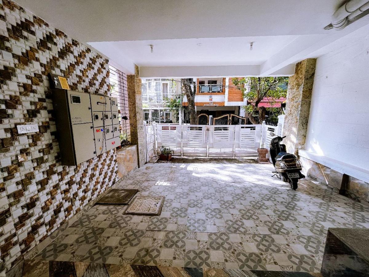 Rvr Abode -Private Rooms Bangalore Exterior photo